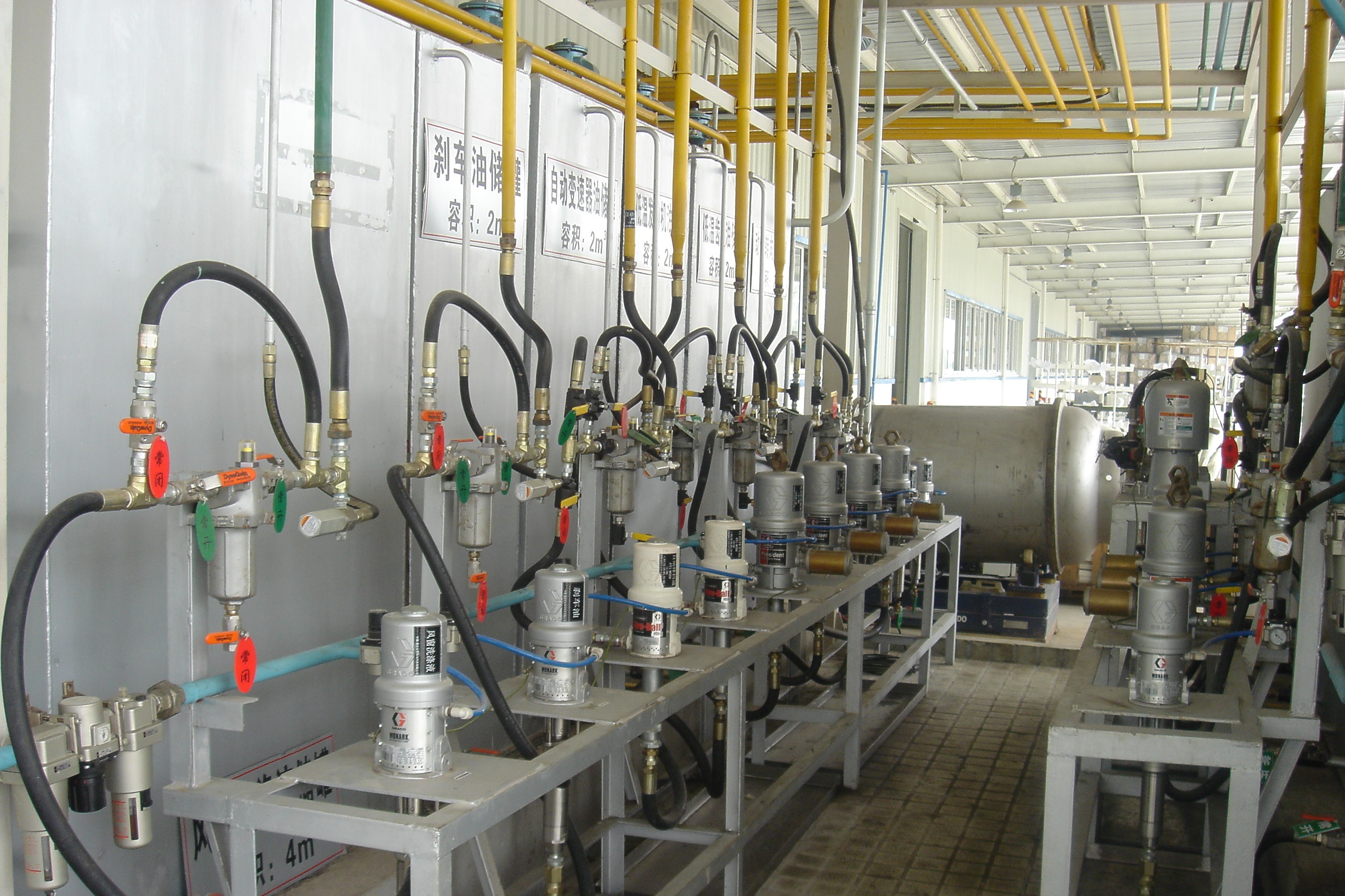 2005年 长安铃木总装车间 集中供油设备.JPG